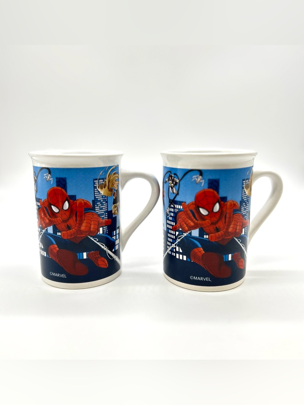 2016 Marvel’s Spider-Man Coffee Mug Set-Blue Skyline Pristine Unused Condition